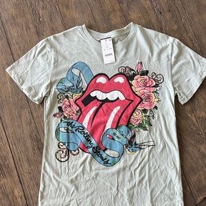 NEW Zara Gray Graphic Tee with Red and Blue Accents